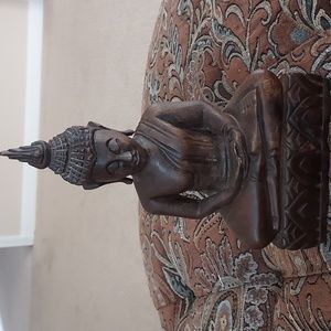 👩‍🎓2 for $15👩‍🎓Wood Carved Buddha